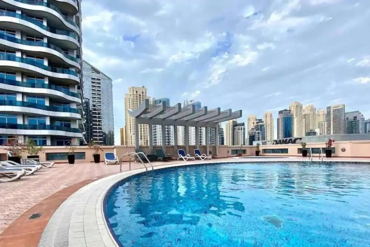 In Marina Near And Metro Z514 Dubai
